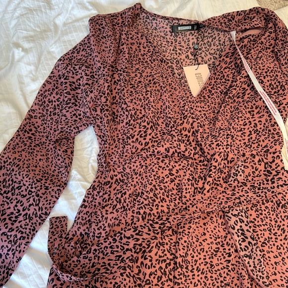 Pink Leopard Wrap Dress Missguided - Picture 2 of 5